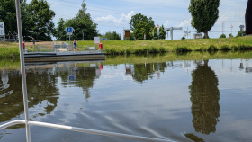 Přívoz přes Vltavu obnovil provoz
