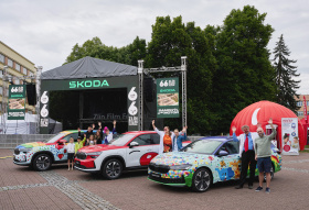 Škoda Auto předala na Zlín Film Festivalu tři automobily organizaci Zdravotní klaun Kliknutím zvětšíte obrázek