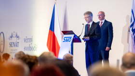 Ve Valdštejnské jízdárně si převzali ocenění nejlepší starostové a starostky