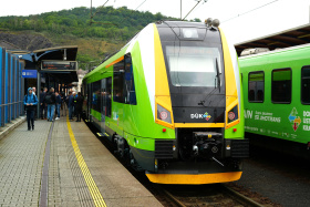 Ústecký kraj představil nové zelené vlaky. Od prosince vyjedou na páteřní linky