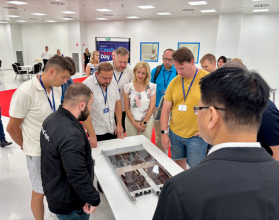 Vedení města navštívilo Foxconn. Czech Tech Day představil budoucnost průmyslu i technologií Kliknutím zvětšíte obrázek