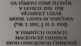 Pamětní deska věnovaná Ladislavu Vančurovi by mohla být odhalena již v říjnu