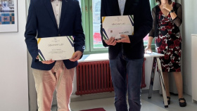 Dva studenti z Plzně pomohli Česku ke světovému zlatu ve fyzice