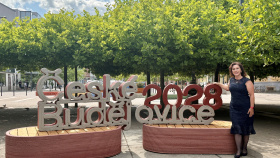 Nápis České Budějovice 2028 zdobí Lannovu třídu