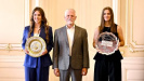 Finalistky Wimbledonu na Hradě. ‚Probudily jste české naganské vlastenectví,‘ poděkoval jim Pavel Kliknutím zvětšíte obrázek