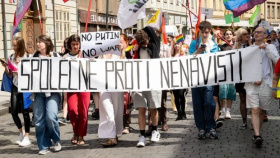 Policie bude dohlížet na Prague Pride ze vzduchu, z vody i z koní. Mimo jiné kvůli útoku v Berlíně