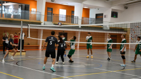 Nová multihala mění sportovní zázemí v Dačicích. Jihočeský kraj ji otevřel škole i veřejnosti