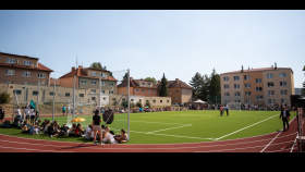Gymnázium Blansko má nové hřiště. Splňuje parametry pro mezinárodní zápas