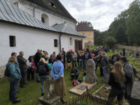 Kraj ukázal cestu, jak naložit s opuštěnými německými hroby Kliknutím zvětšíte obrázek