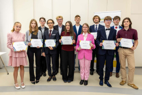Patnáct mladých talentů převzalo ocenění Kliknutím zvětšíte obrázek