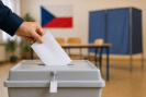 Ještě dnes do 14 hodin máte možnost volit zastupitele měst a obcí a také nové senátory