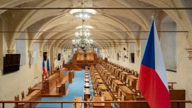 Den otevřených dveří v Senátu nabídne prohlídky běžně nepřístupných prostor i debatu s jeho předsedou
