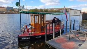 Sezóna turistických vlaků i přívozů o tomto víkendu končí